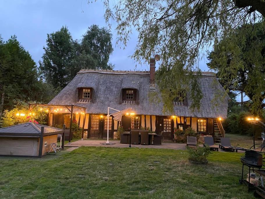 Chaumiere Familiale Weekend & Vacances Paisible Saint-Philbert-sur-Risle Eksteriør billede
