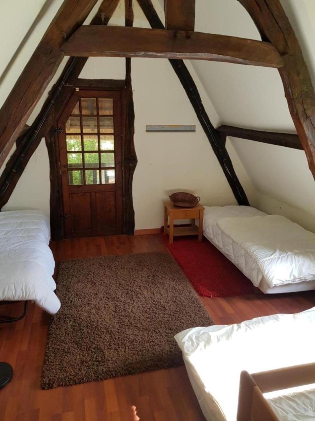Chaumiere Familiale Weekend & Vacances Paisible Saint-Philbert-sur-Risle Eksteriør billede